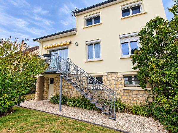Maison familiale 6 pièces à Mondeville - Jardin, Garage et Calme assuré !