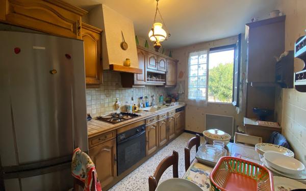 Maison à vendre    5 pièces •  Rodilhan