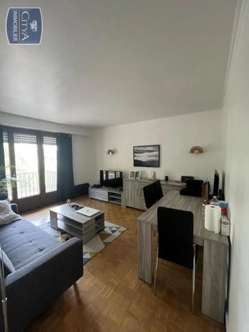 Appartement à louer 2 pièces 50.46m² Tours (37000)