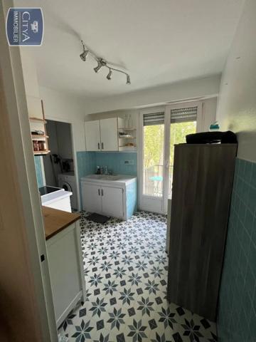 Appartement à louer 2 pièces 50.46m² Tours (37000)