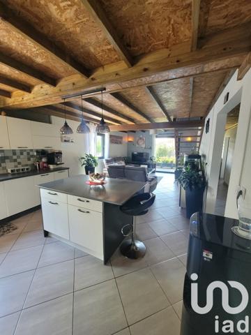 Maison à vendre 5 pièces 140 m² Le Tampon
