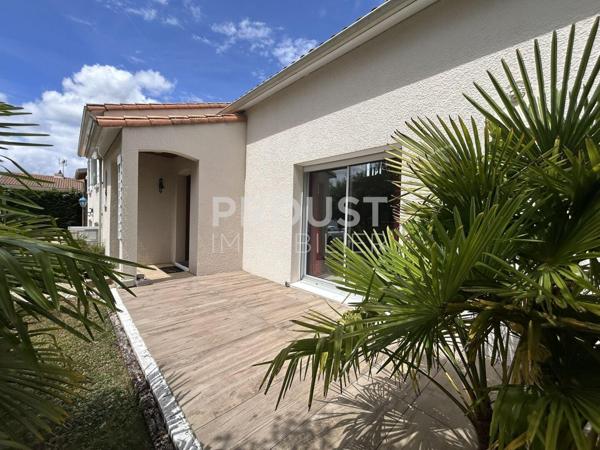 Quartier calme AIFFRES maison de 144 m² avec 1200 de terrain.