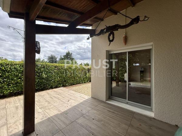 Quartier calme AIFFRES maison de 144 m² avec 1200 de terrain.
