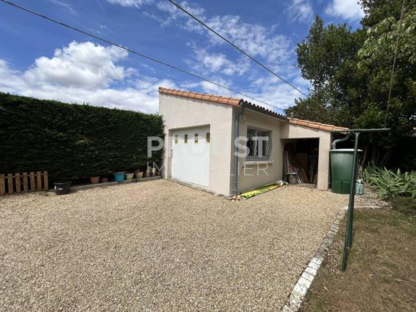 Quartier calme AIFFRES maison de 144 m² avec 1200 de terrain.