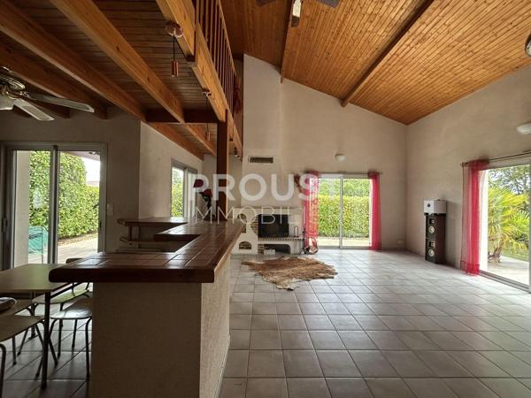 Quartier calme AIFFRES maison de 144 m² avec 1200 de terrain.