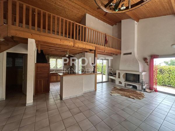 Quartier calme AIFFRES maison de 144 m² avec 1200 de terrain.