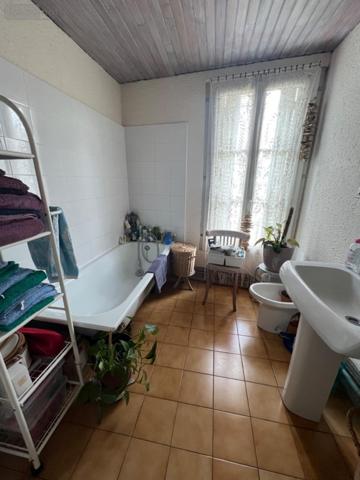 Maison à vendre à Bordeaux en Gironde (33000), ref : 33020/516   
Saint Genès