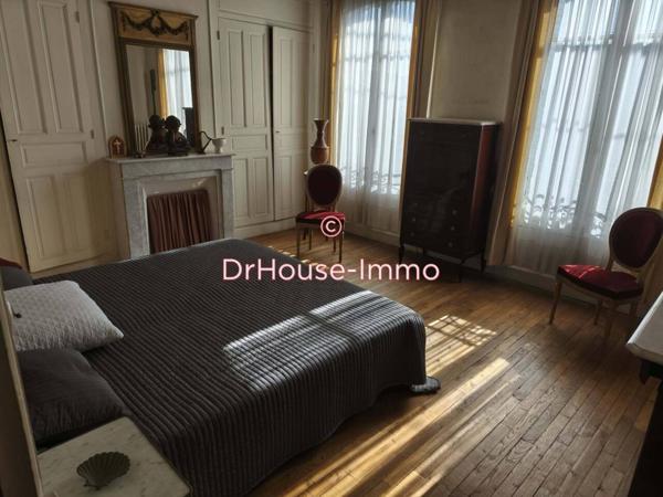 Maison à vendre 7 pièces de 204 m²