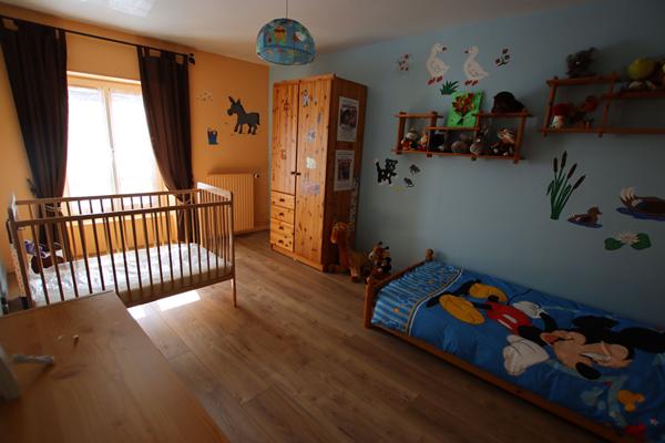 Superbe Maison a Vendre a Saint Jean de la Ruelle - 5 Chambres et Grand Jardin !