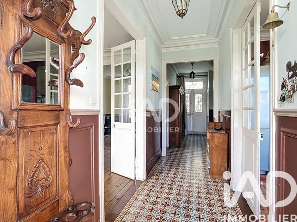 Maison à vendre 8 pièces 207 m² Saint-Maur-des-Fossés
