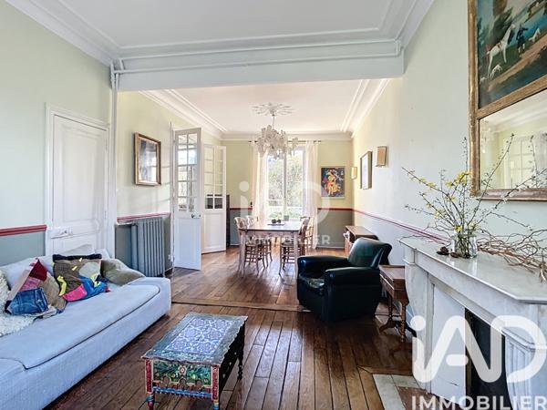 Maison à vendre 8 pièces 207 m² Saint-Maur-des-Fossés