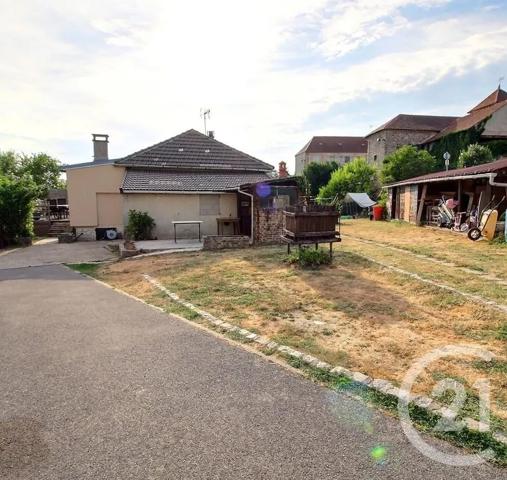 Maison à vendre  4 pièces - 88,70 m 2   CHATEAU THIERRY  - 02