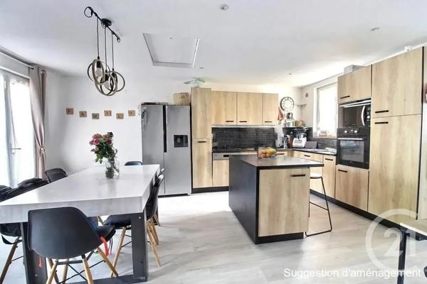 Maison à vendre  4 pièces - 88,70 m 2   CHATEAU THIERRY  - 02