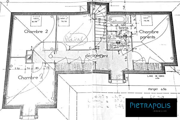 Maison individuelle à rénover - 3 chambres -  Terrain 577m²
