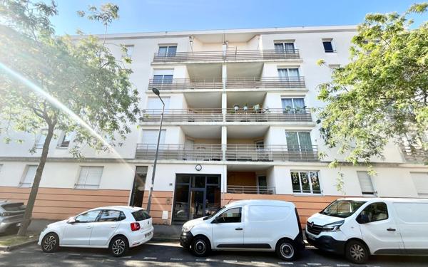 Appartement à vendre    2 pièces • 40,73 m2 Villeurbanne