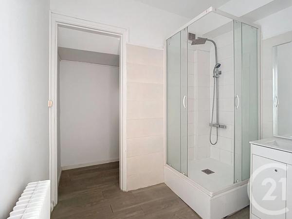 Appartement F2 à vendre  2 pièces - 40 m 2   CREPY EN VALOIS  - 60