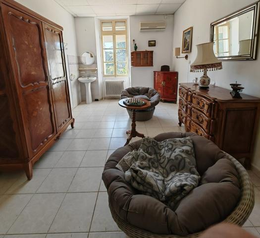 Magnifique propriété de 550 m² SH sur un terrain de 2000 m²