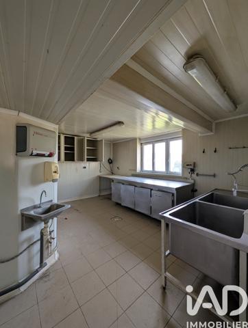 Maison à vendre 5 pièces 168 m² Sainte-Sabine-sur-Longève