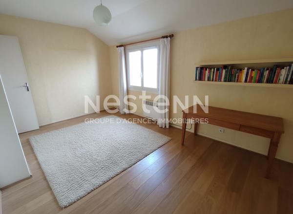 A VENDRE MONTIGNY VILLAGE MAISON 107M² MITOYENNE D'UN COTE SUR TERRAIN CLOS 298 M²