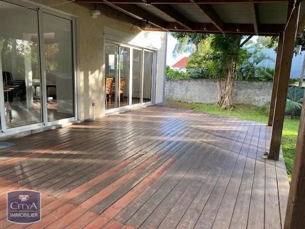 Maison à louer 4 pièces 142.72m² Le Tampon (97430)