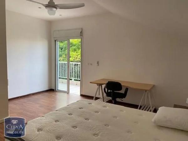 Maison à louer 4 pièces 142.72m² Le Tampon (97430)