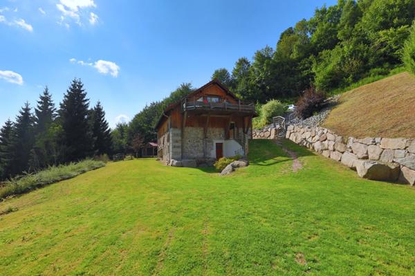 Dpt Vosges (88), à vendre LA BRESSE gite en pierre P9 de 284,15 m² - Terrain de 3 700 m²
