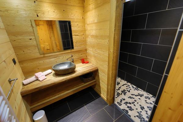 Dpt Vosges (88), à vendre LA BRESSE gite en pierre P9 de 284,15 m² - Terrain de 3 700 m²