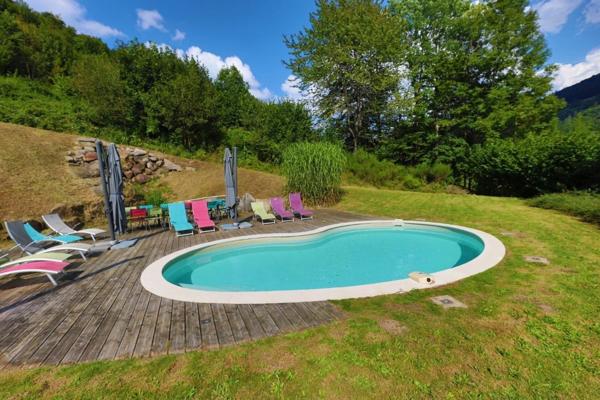 Dpt Vosges (88), à vendre LA BRESSE gite en pierre P9 de 284,15 m² - Terrain de 3 700 m²