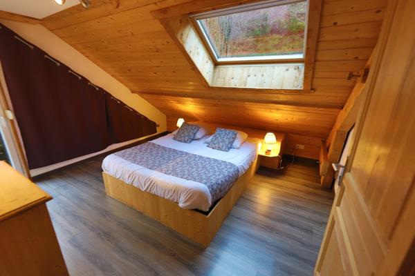 Dpt Vosges (88), à vendre LA BRESSE gite en pierre P9 de 284,15 m² - Terrain de 3 700 m²