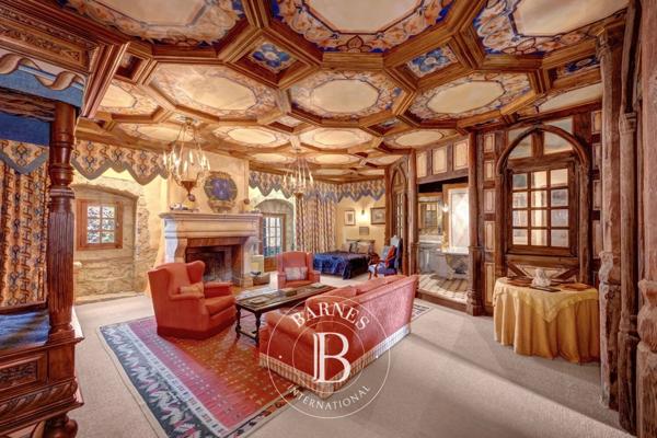 Annecy, Château 5 Chambres -  685 m² à vendre