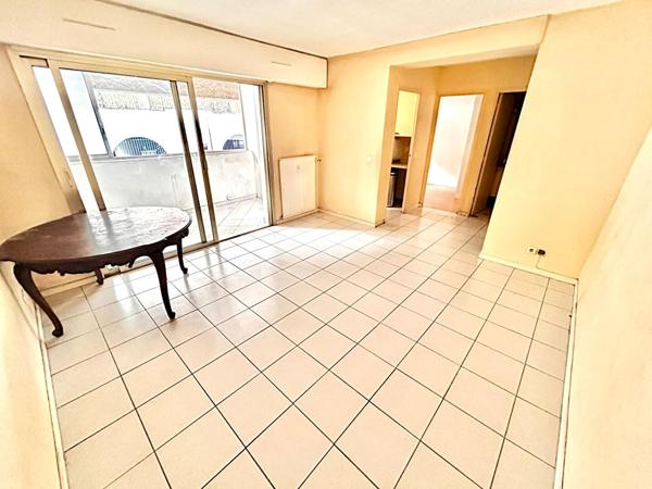 LE CANNET / PROCHE VIEUX CANNET