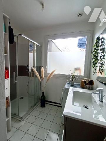 NOUVEAUTE TRENTE CINQ NOTAIRES - A moins de 10 mn à pied du centre-ville et à proximité immédia...