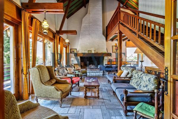 Propriété avec terrain et fort potentiel