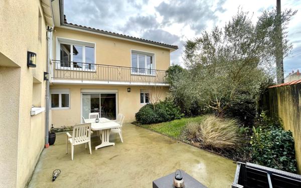 Maison à vendre    7 pièces •  Parthenay