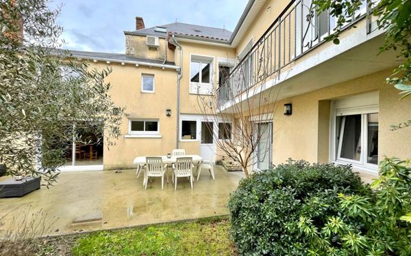 Maison à vendre    7 pièces •  Parthenay
