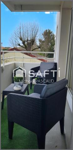 Beau T3, lumineux avec balcon et double parking