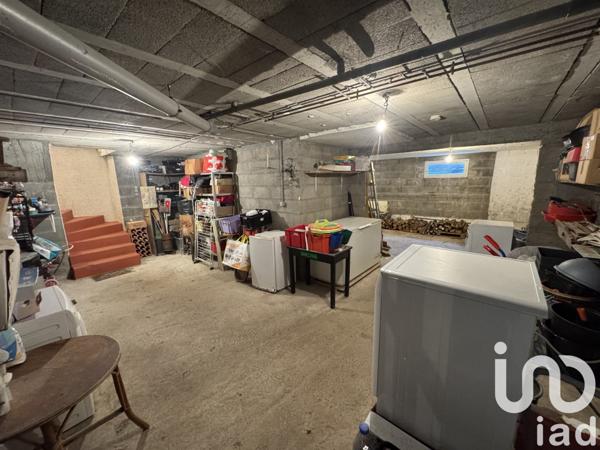 Maison 5 pièces de 165 m² à Vennecy (45760)