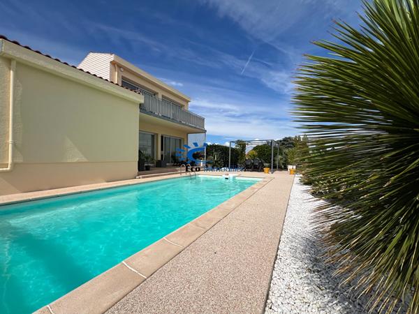 DOMPIERRE SUR MER MAISON 6 CHAMBRES PISCINE JARDIN GARAGE Dompierre sur mer