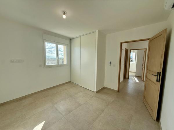 Location : appartement 3 pièces à BORGO