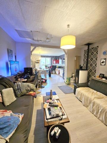 Maison à vendre 3 pièces proche de CHATEL SUR MOSELLE MOSELLE (88), de 77m².