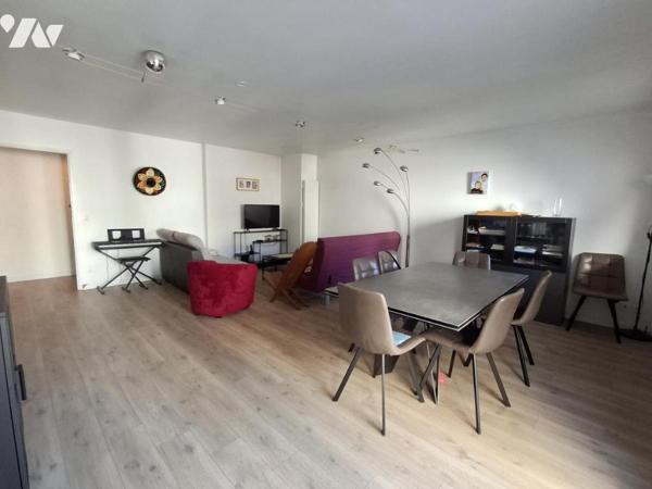 A VENDRE LILLE (Liberté/Vauban) Appartement T4 de 106m² avec GARAGE et Balcon  