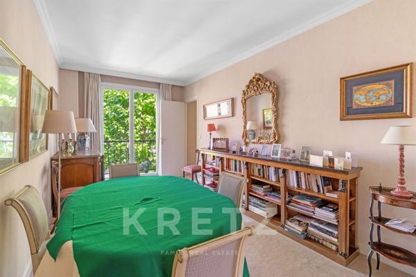 NEUILLY-SUR-SEINE – Mairie/Perronet – Rare dans le secteur – 4ème étage – Vue dégagée – Traversant –