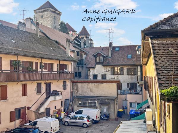 ANNECY (74) - Vieille ville - BUREAUX 92 m² - Emplacement exceptionnel -vue lac