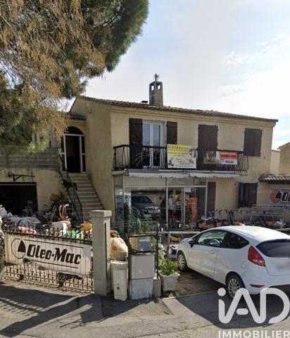 Maison à vendre 7 pièces 136 m² Saint-Martin-de-Crau