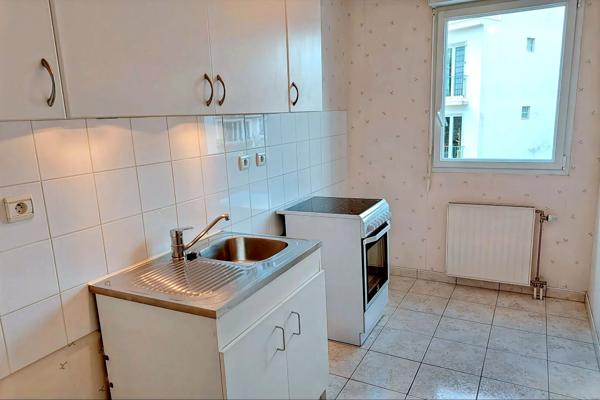 A LOUER - NANTES ST FELIX - Appartement 2 pièces de 45,71 m² avec GARAGE FERMÉ EN SOUS-SOL