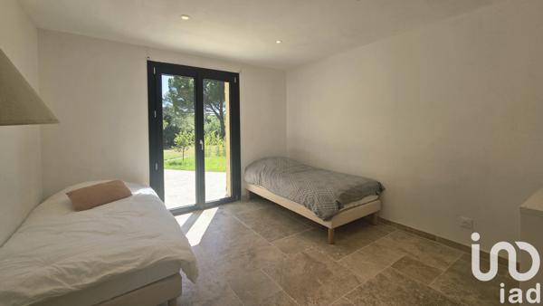 Maison à vendre 8 pièces 240 m² Roquebrune-sur-Argens