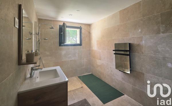 Maison à vendre 8 pièces 240 m² Roquebrune-sur-Argens