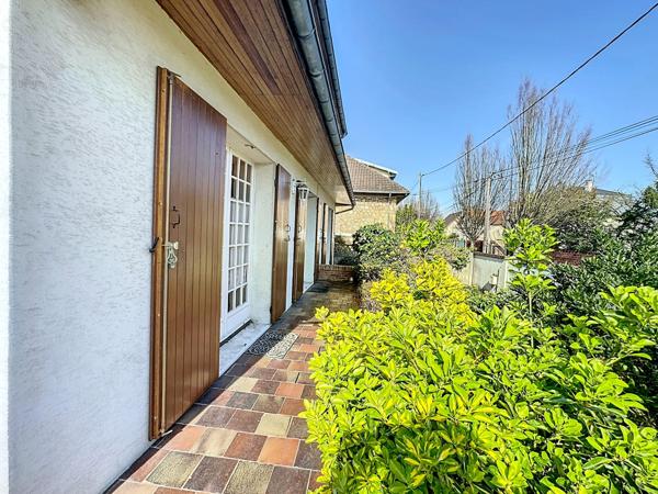 MAISON DE 170 m² - 4 CHAMBRES