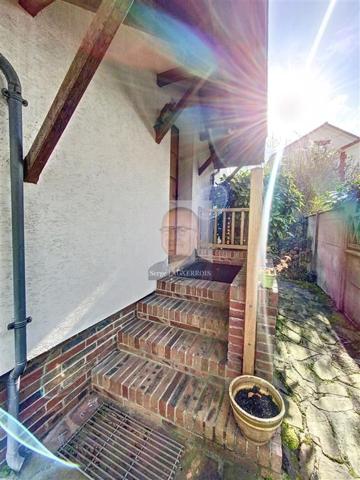 MAISON DE 170 m² - 4 CHAMBRES