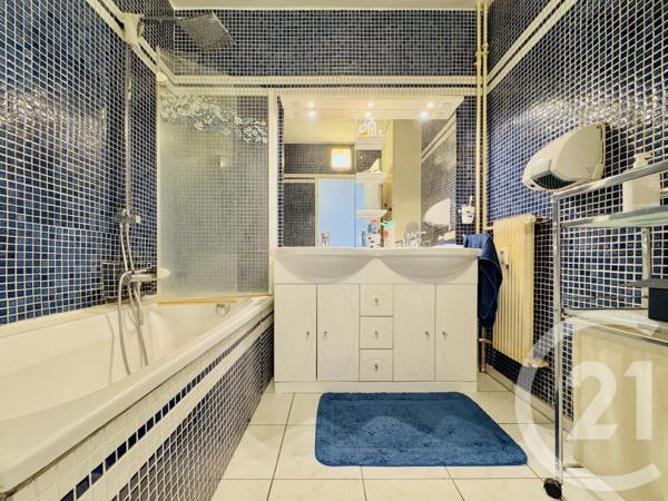 Appartement 3/4 P à vendre  4 pièces - 90,43 m 2   STRASBOURG  - 67